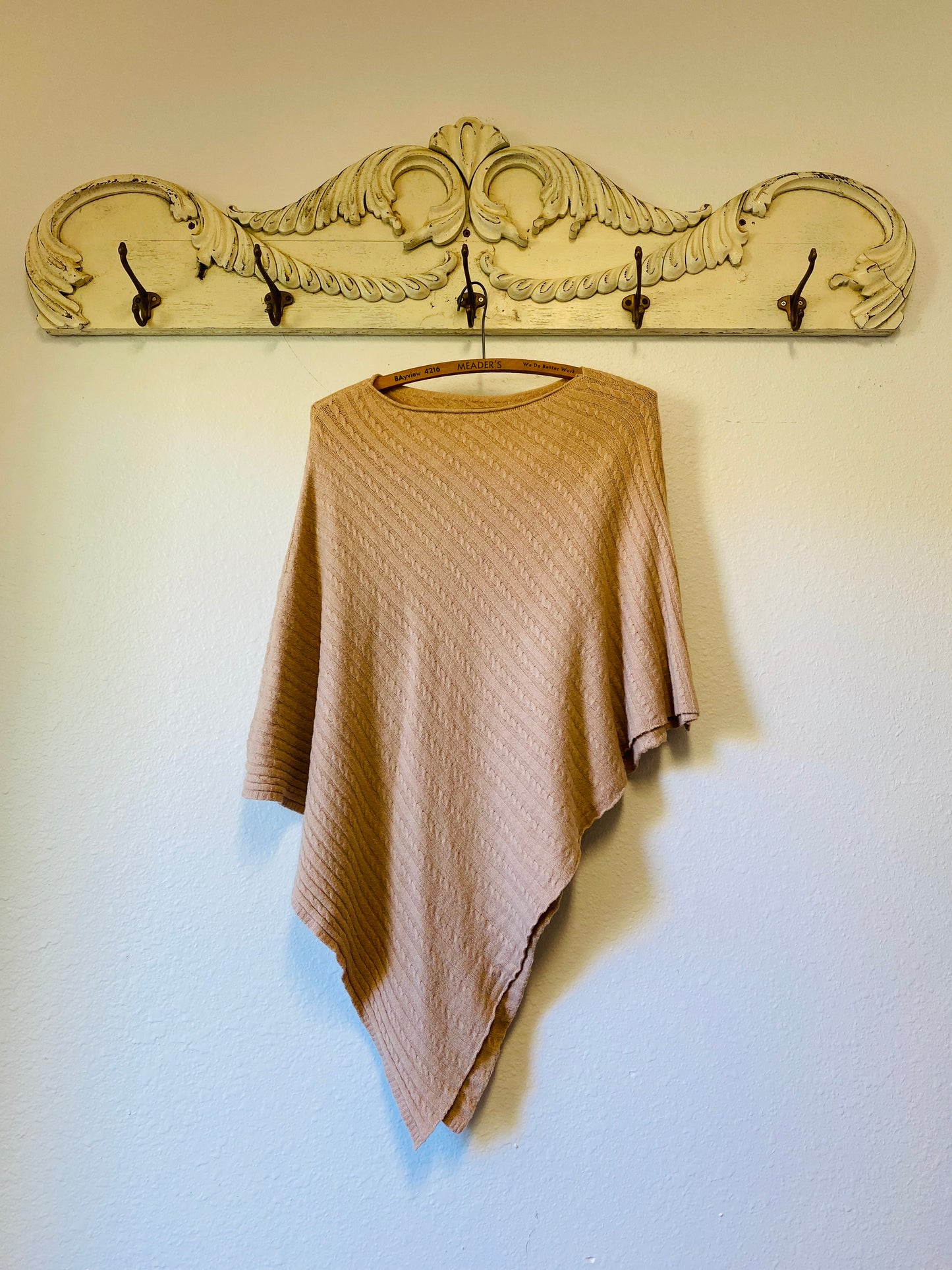 Ribbed Sweater Poncho - Neutral