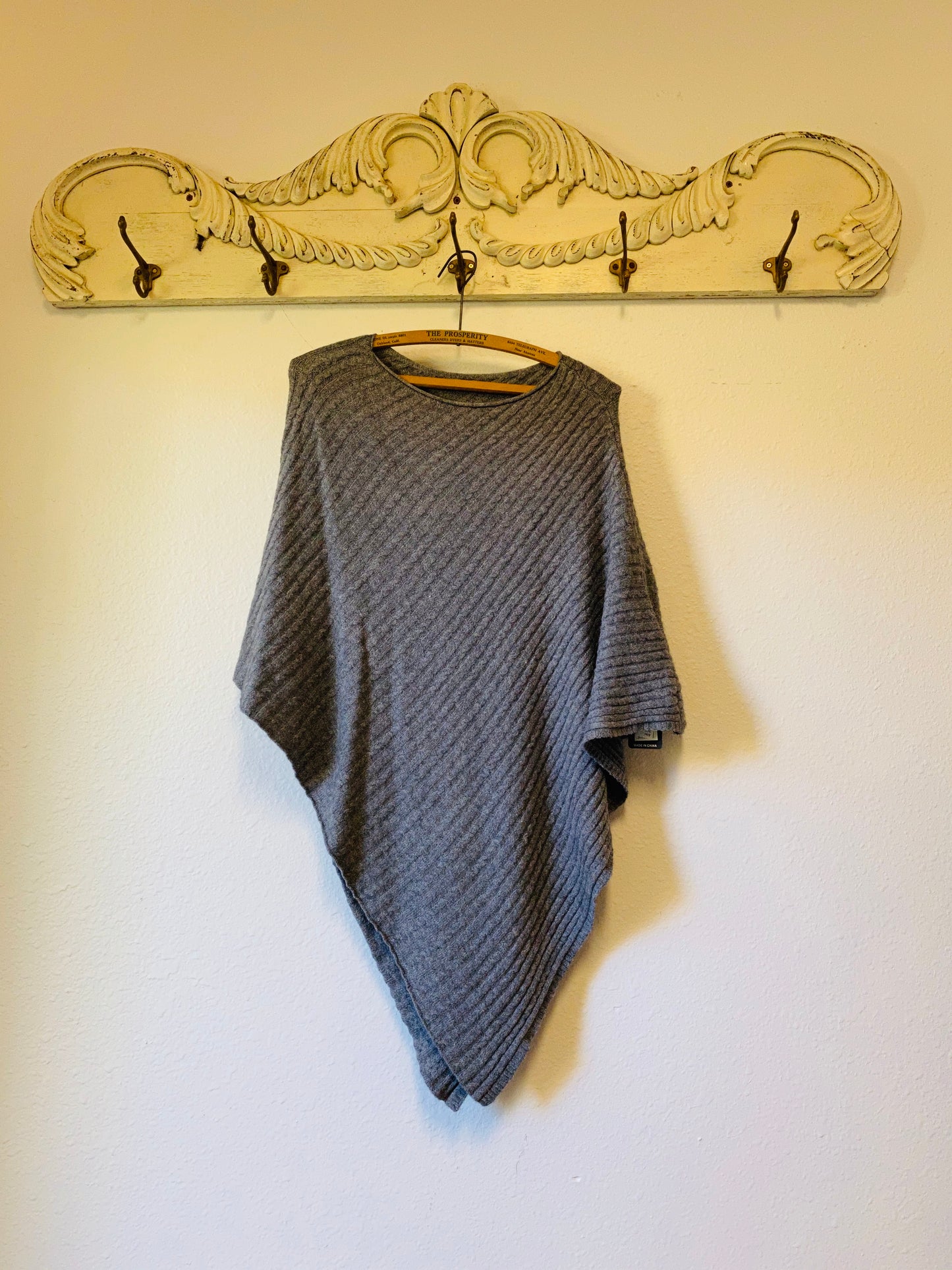 Ribbed Sweater Poncho - Neutral