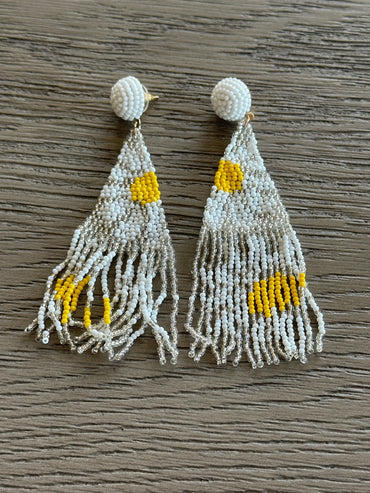8407 Daisy Earrings